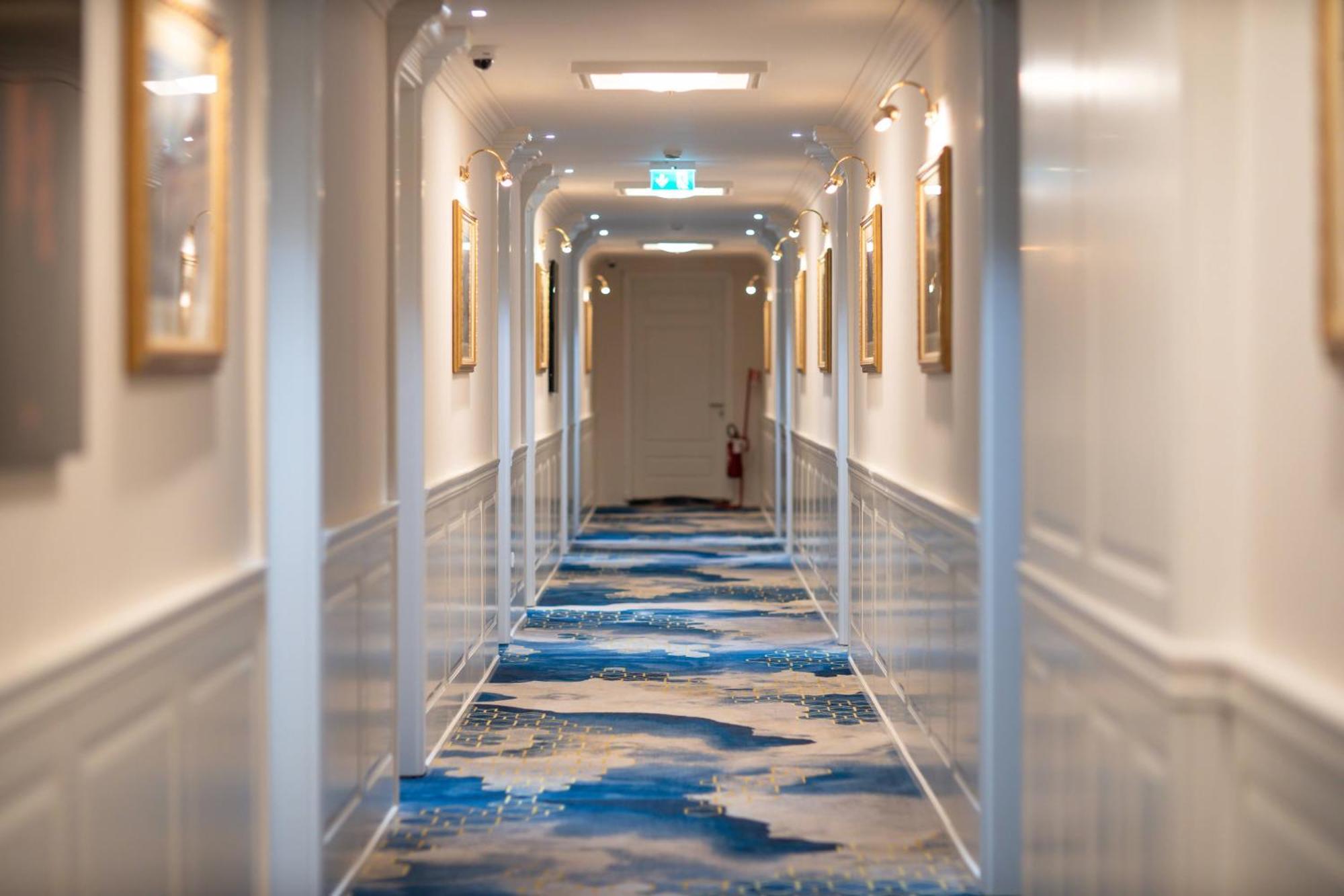Grand Hotel Belushi Boge Exterior photo
