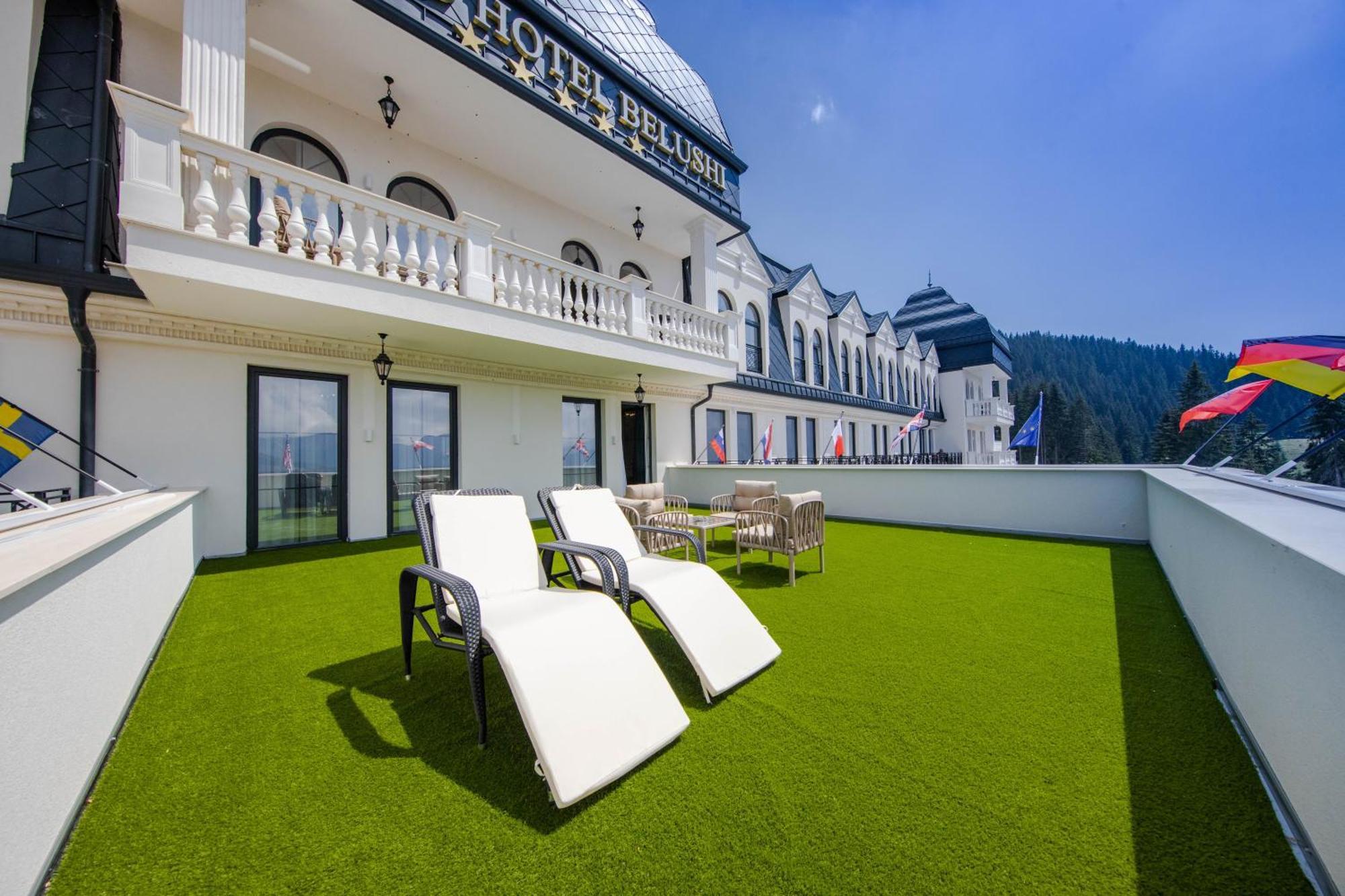 Grand Hotel Belushi Boge Exterior photo